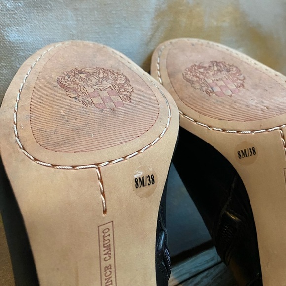 EUC VINCE CAMUTO Studded Edia Black Peep Toe Leather Bootie Size 8.5 - Picture 5 of 13